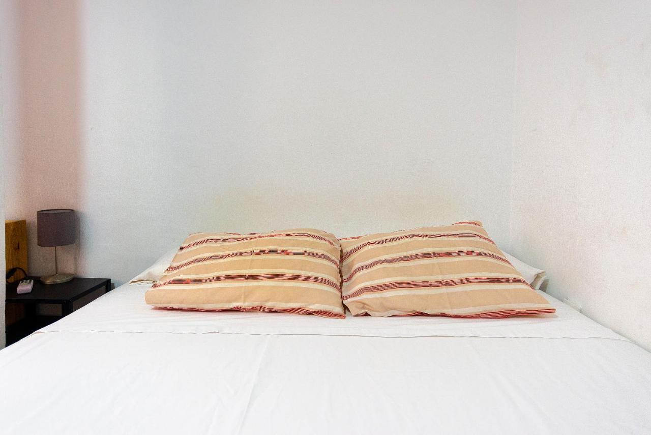 Rooms Young People Only, Soho Citycenter Μάλαγα Εξωτερικό φωτογραφία